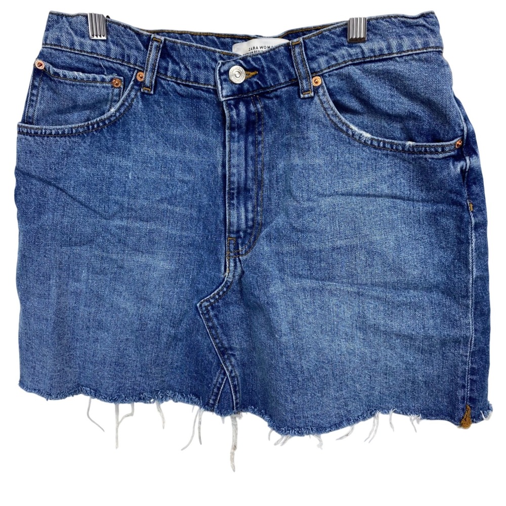 ZARA WOMAN Premium Denim Mini Skirt Distressed Raw Hem Blue Jean Skirt Size.  L